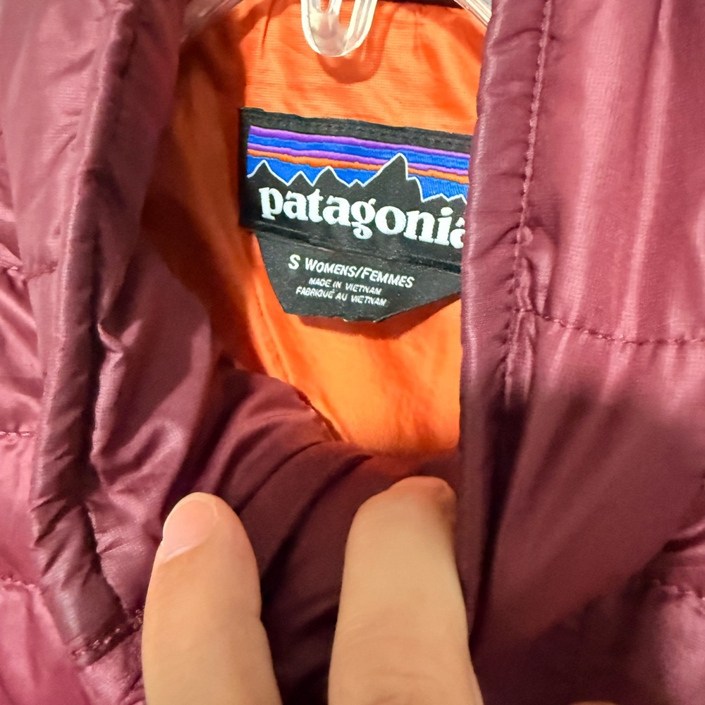 Patagonia Maroon nano Quilted Vest - Picture 2 of 4
